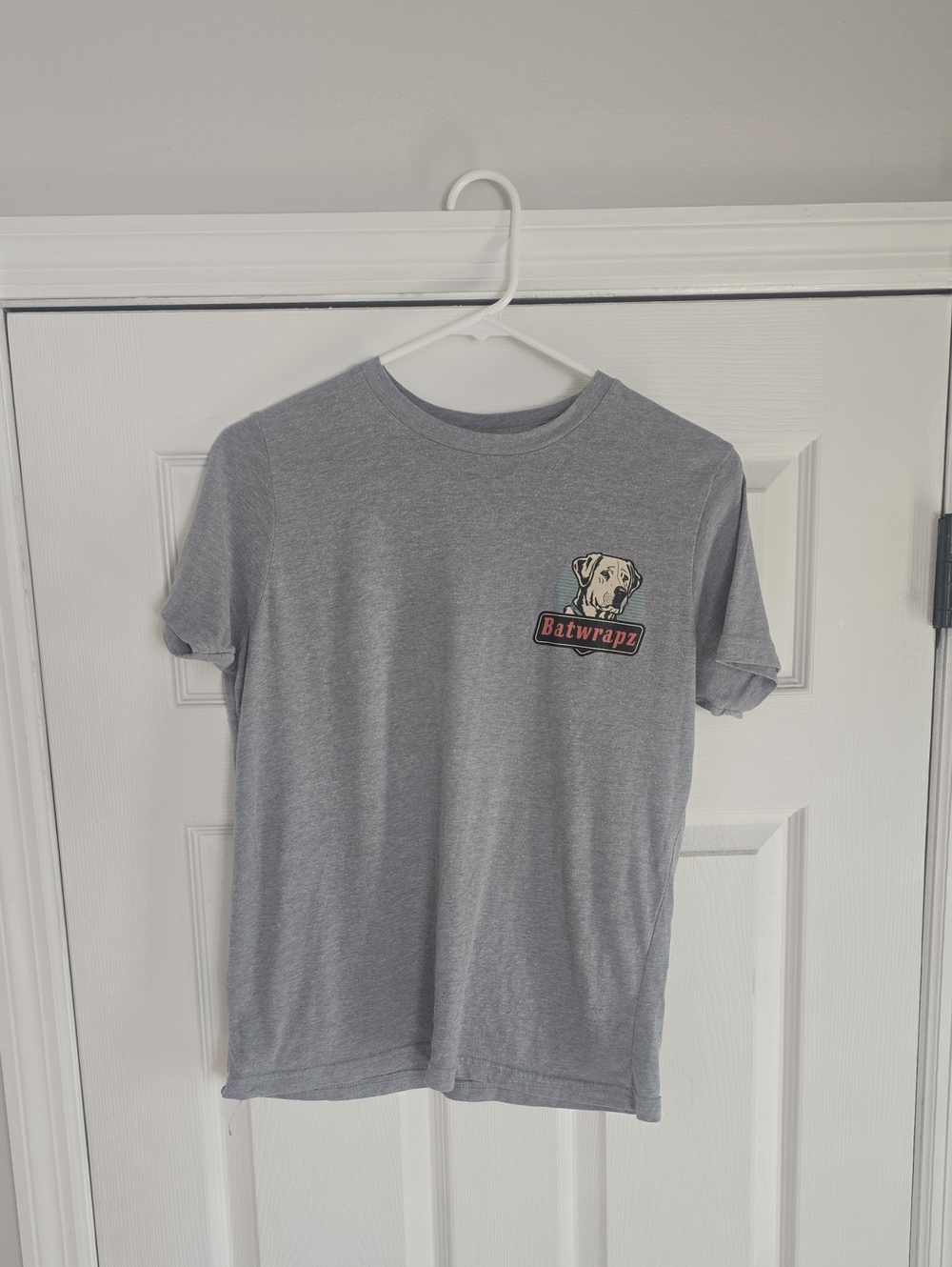 Baseball Batwrapz Gray Graphic Tee with Dog Logo
